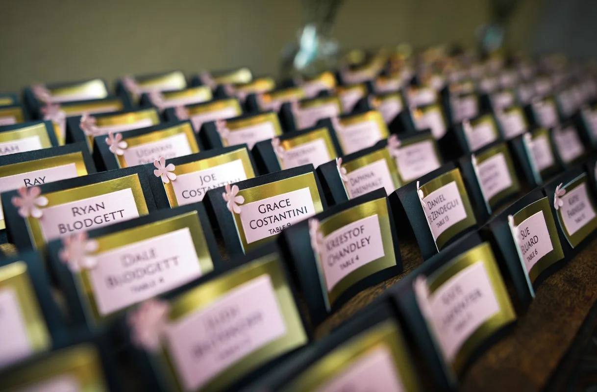 Name tags for wedding seating deals